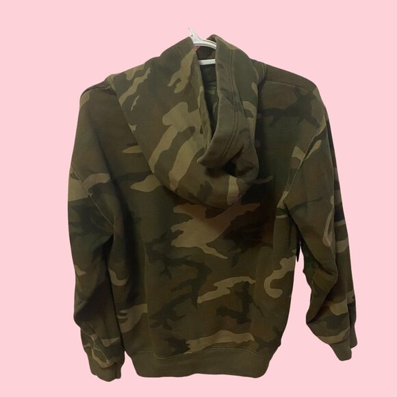 🌿 TNA Green Camo Print Pullover Hoodie (Size M) Cozy Fleece - Picture 3 of 9